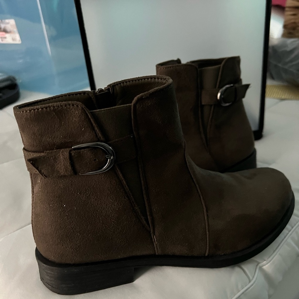 Olive Color Boots